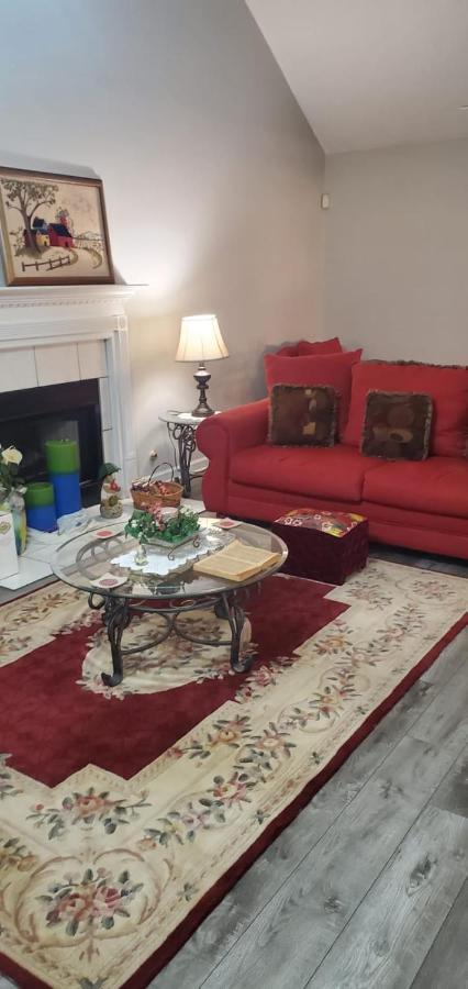 Central Pointe Pad 리버데일 외부 사진